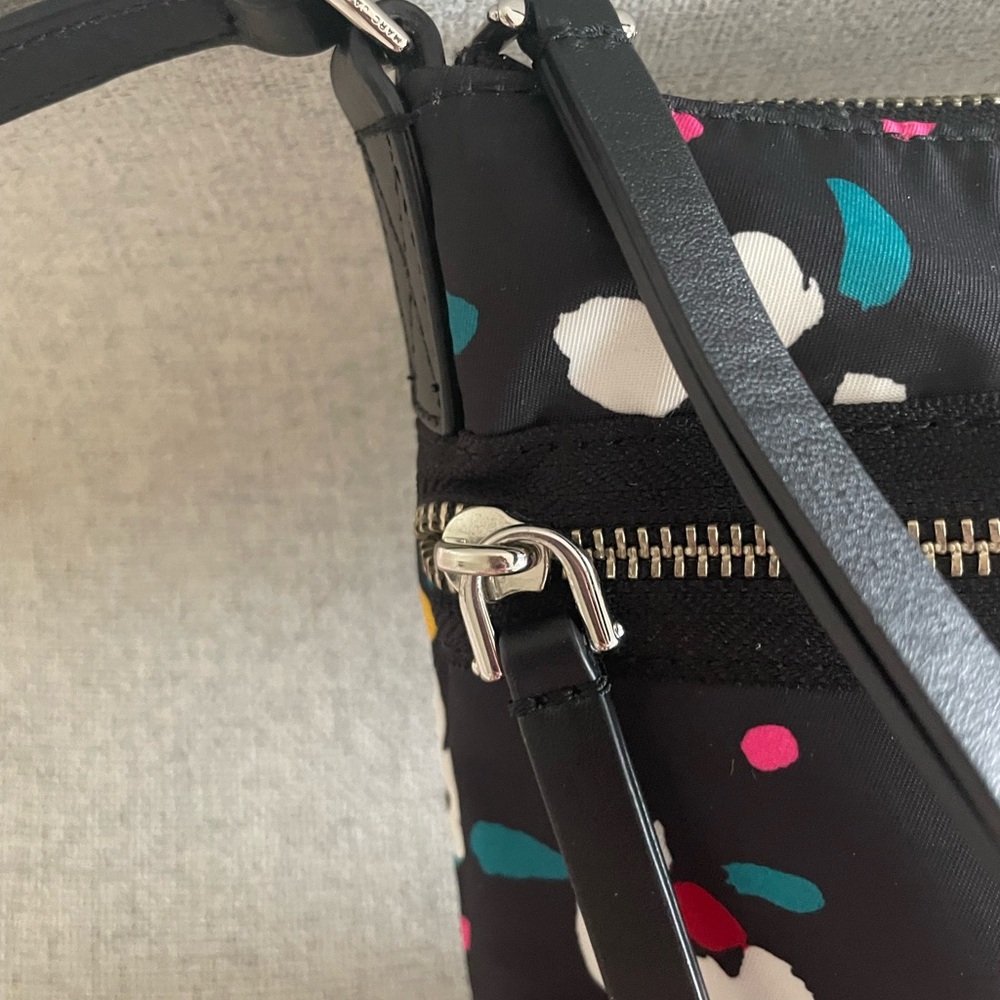 Marc Jacobs Black Floral Print Crossbody Bag with Colorful Accents - Picture 3 of 14